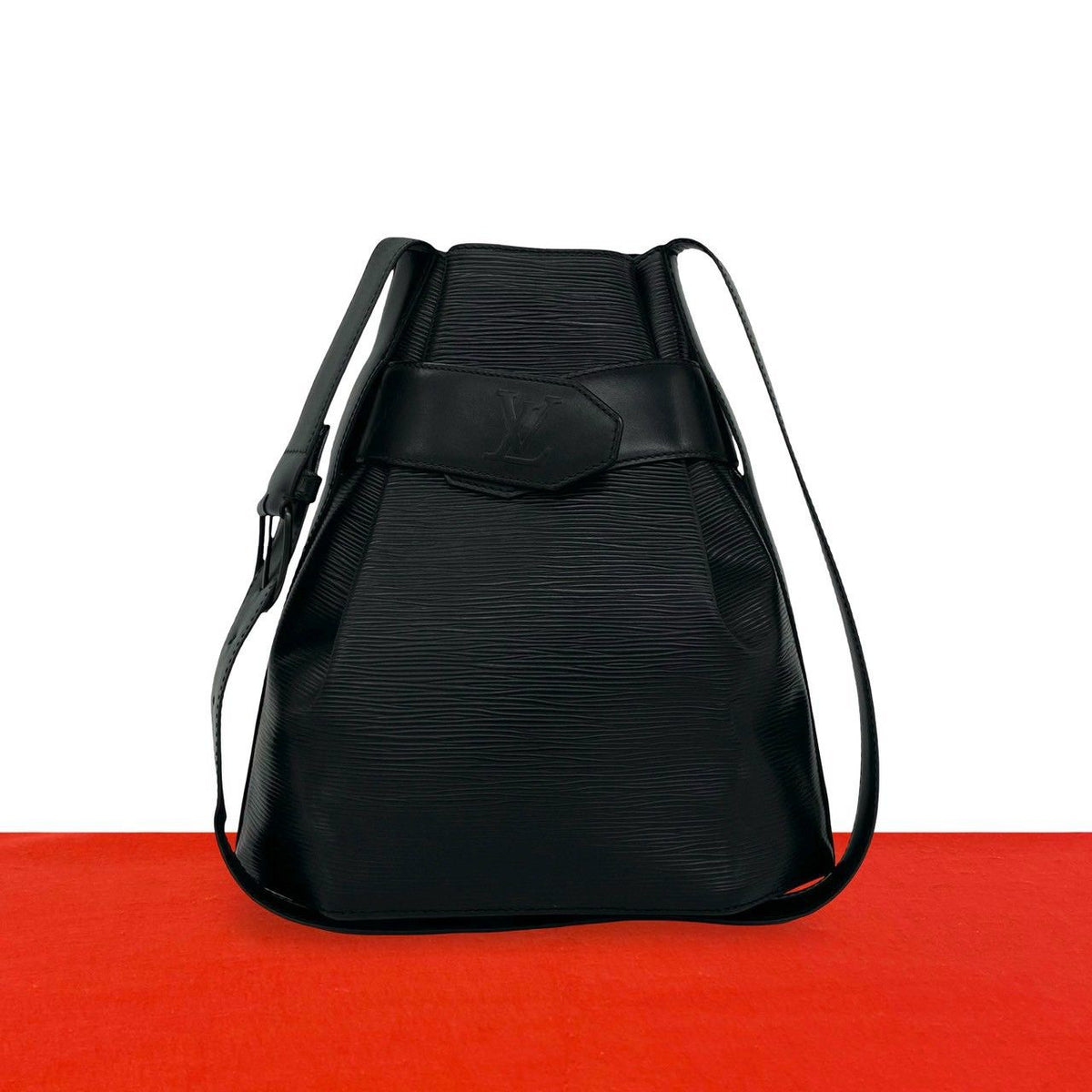 Louis Vuitton Vintage Sac D'epaule PM Epi Leather Shoulder Bag Cross Noir