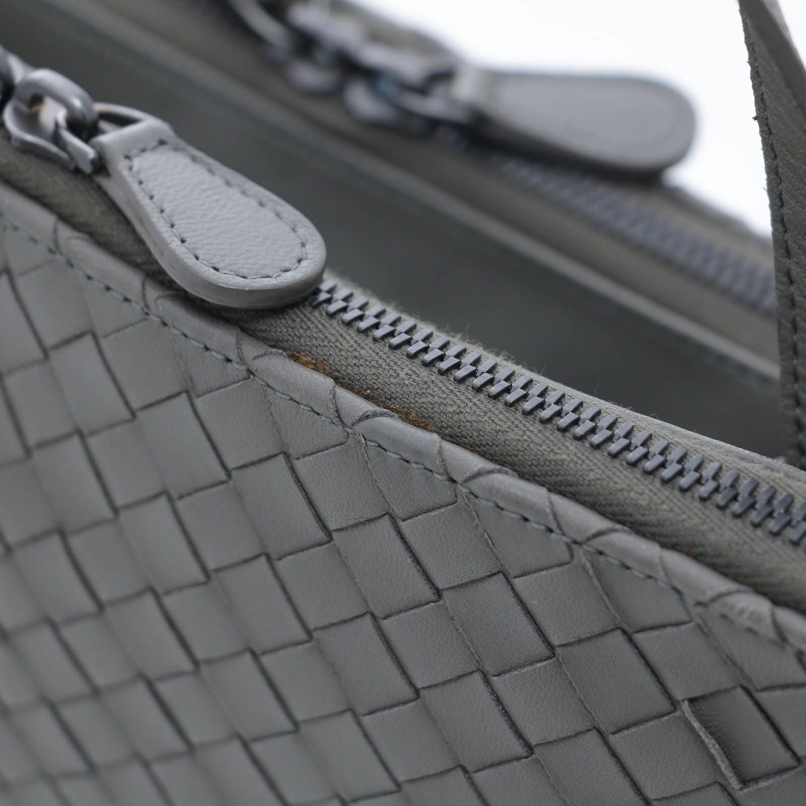 Bottega Veneta Intrecciato Handbag Khaki Leather — view 6