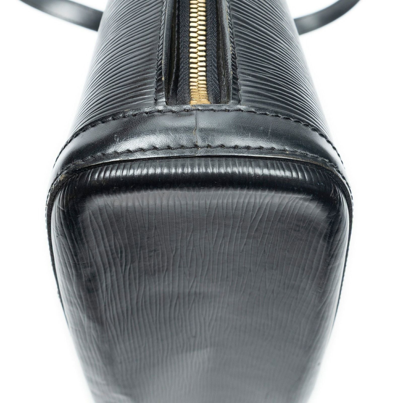 Louis Vuitton Lussac Black Shoulder Bag — view 8