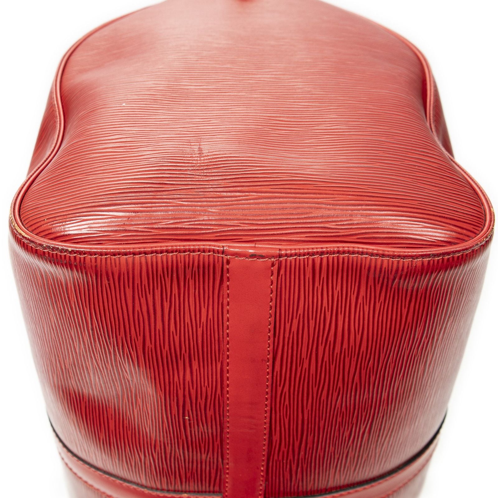 Louis Vuitton Keepall Red — view 8