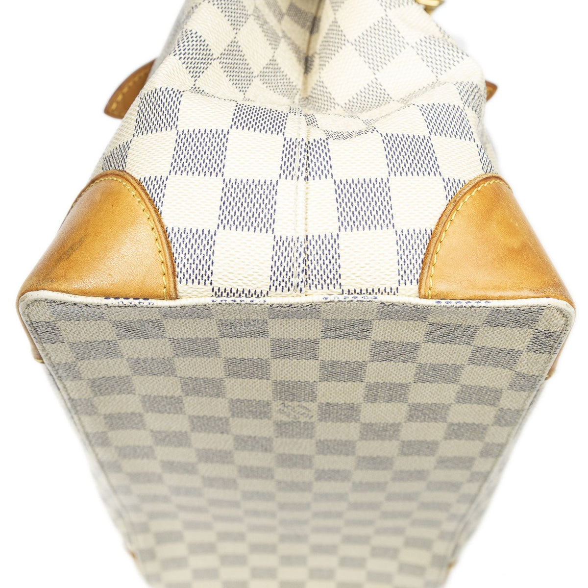 Louis Vuitton Hampstead Ivory Damier Azur Tote — view 7