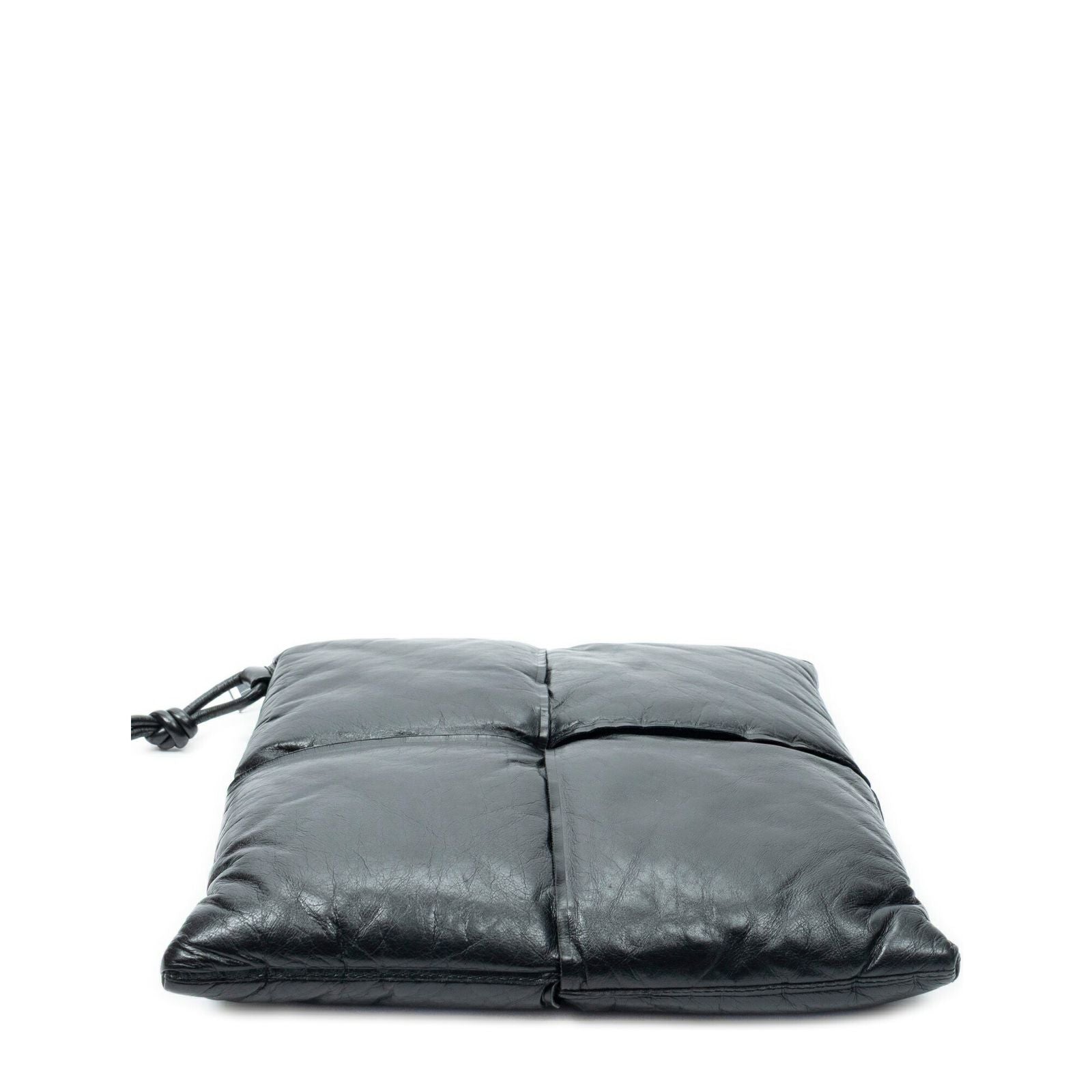 Bottega Veneta Padded Square Shape Wristlet Clutch Black Maxi Intrecciato — view 3
