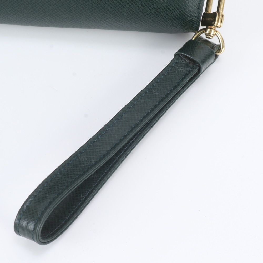 Louis Vuitton Taiga Baikal Leather Clutch Pouch Business — view 2
