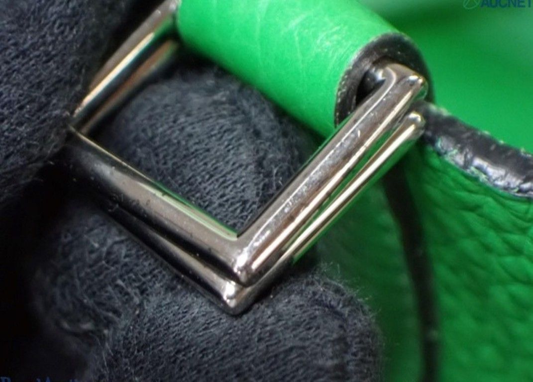 Hermes Handbag Picotin Lock PM Bamboo Taurillon Clemence Silver — view 8