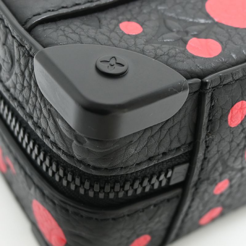 Louis Vuitton Handbag Black — view 7