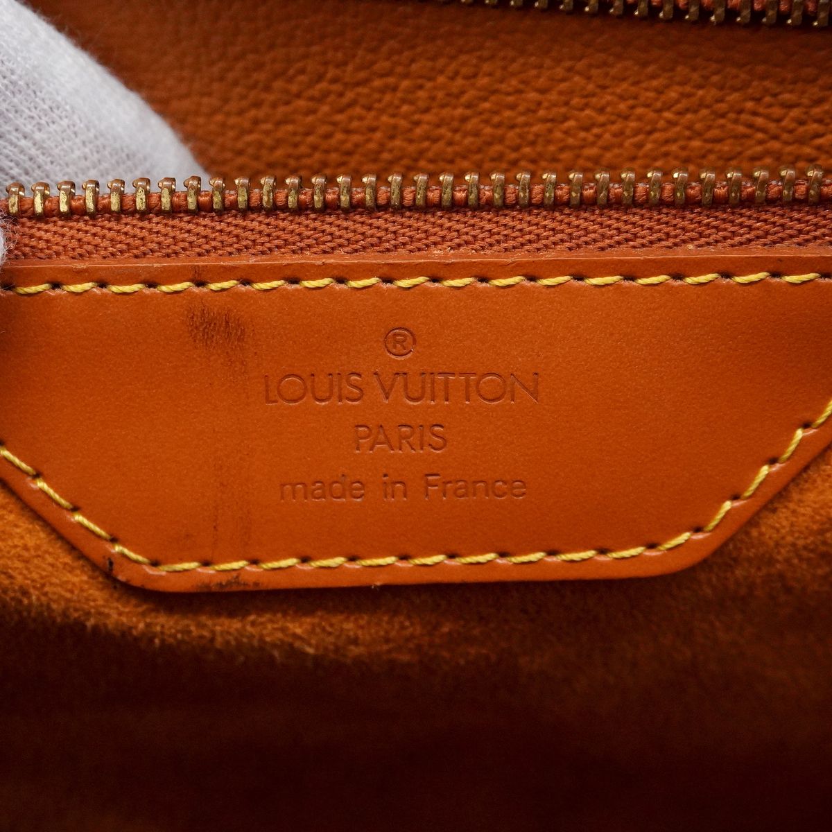 Louis Vuitton Handbag Epi Sorbonne Cipango Gold — view 5