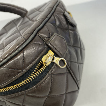 Chanel Vanity Bag Quilted Lambskin Black Gold — view 7