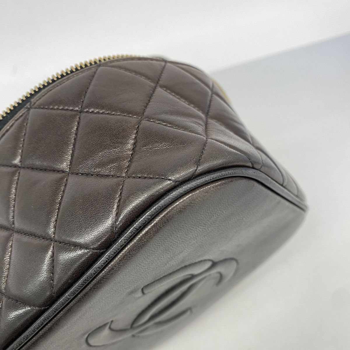 Chanel Vanity Bag Quilted Lambskin Black Gold — view 6