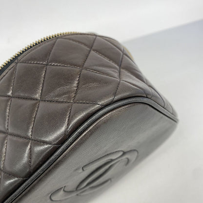 Chanel Vanity Bag Quilted Lambskin Black Gold — view 6