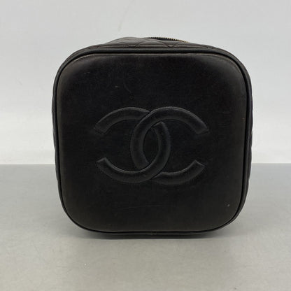 Chanel Vanity Bag Quilted Lambskin Black Gold — view 3