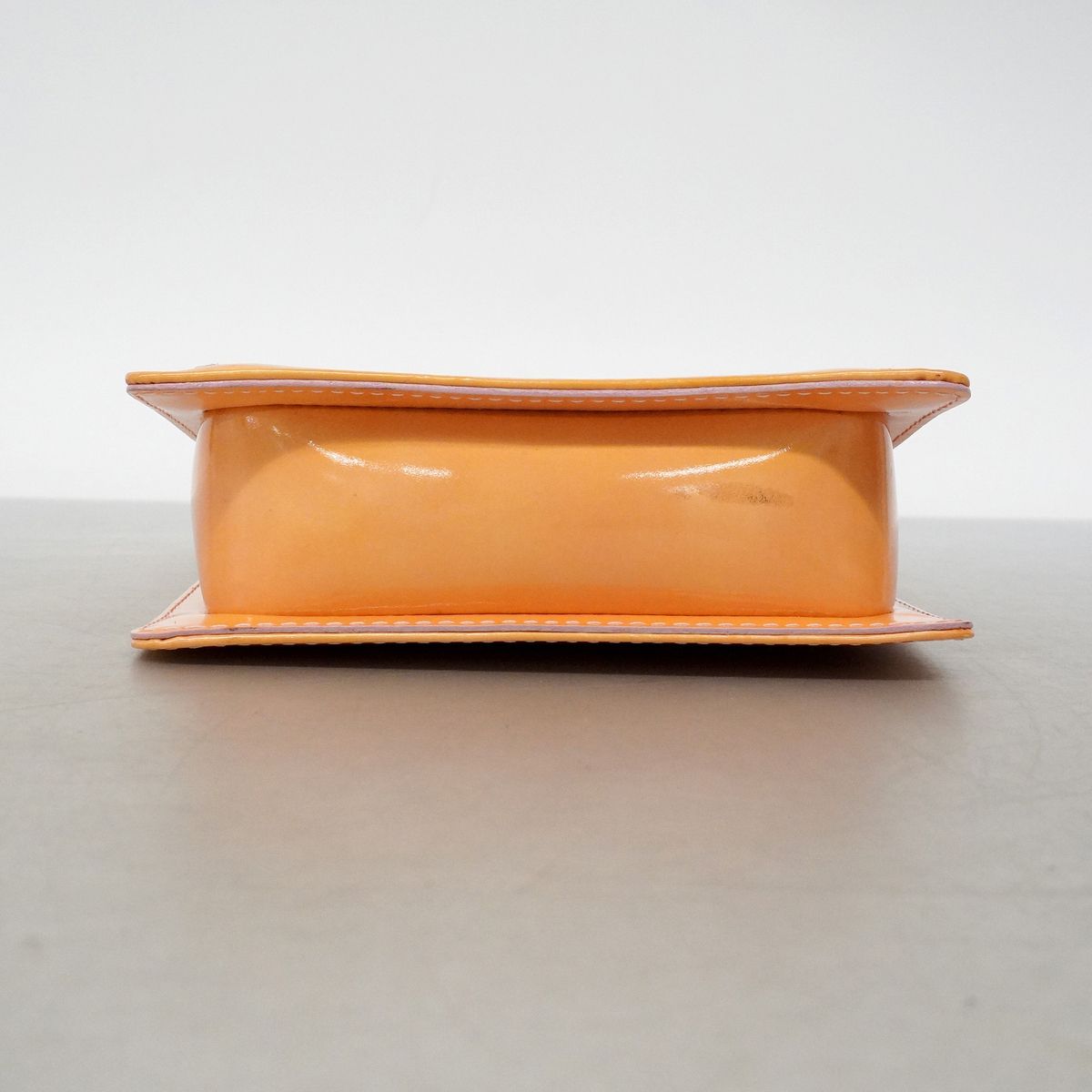 Louis Vuitton Handbag Vernis Mott Rose — view 3
