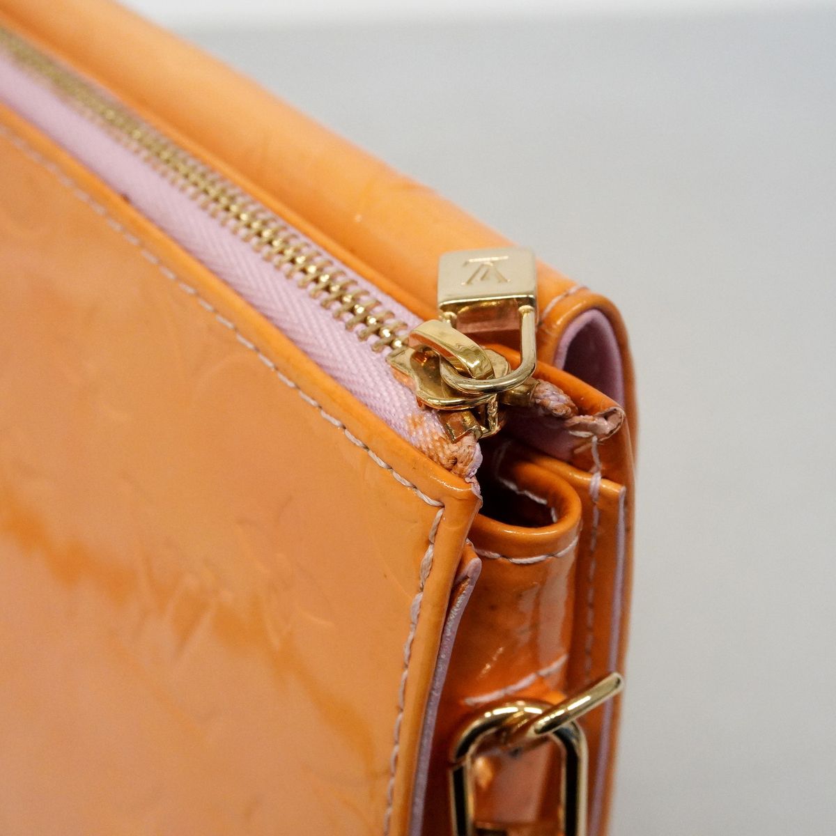Louis Vuitton Handbag Vernis Mott Rose — view 6
