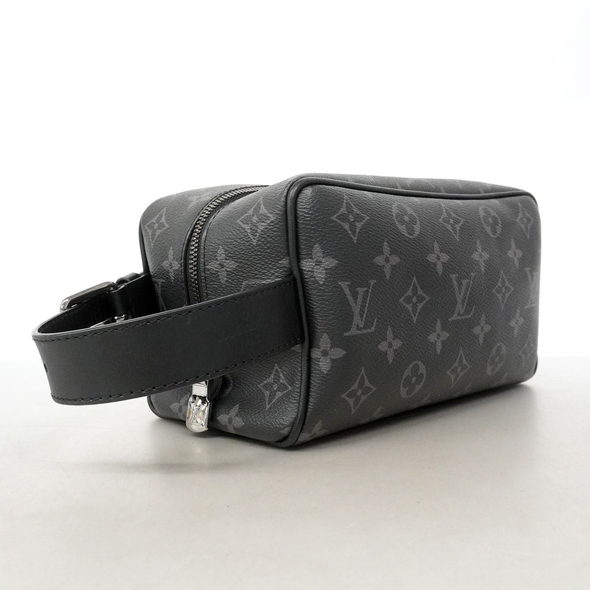 Louis Vuitton Clutch Monogram Eclipse Rocker Dopp Kit Black — view 2