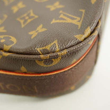 Louis Vuitton Shoulder Bag Monogram Beaubourg MM Brown — view 7