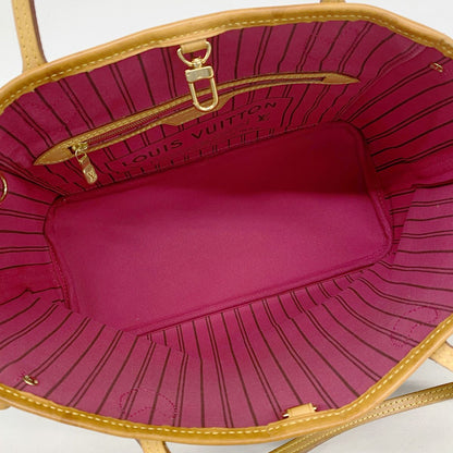 Louis Vuitton Tote Monogram Neverfull PM Pivoine — view 4