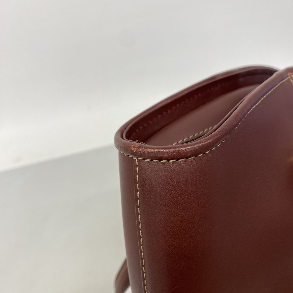 Cartier Handbag Must Leather Bordeaux Gold — view 7