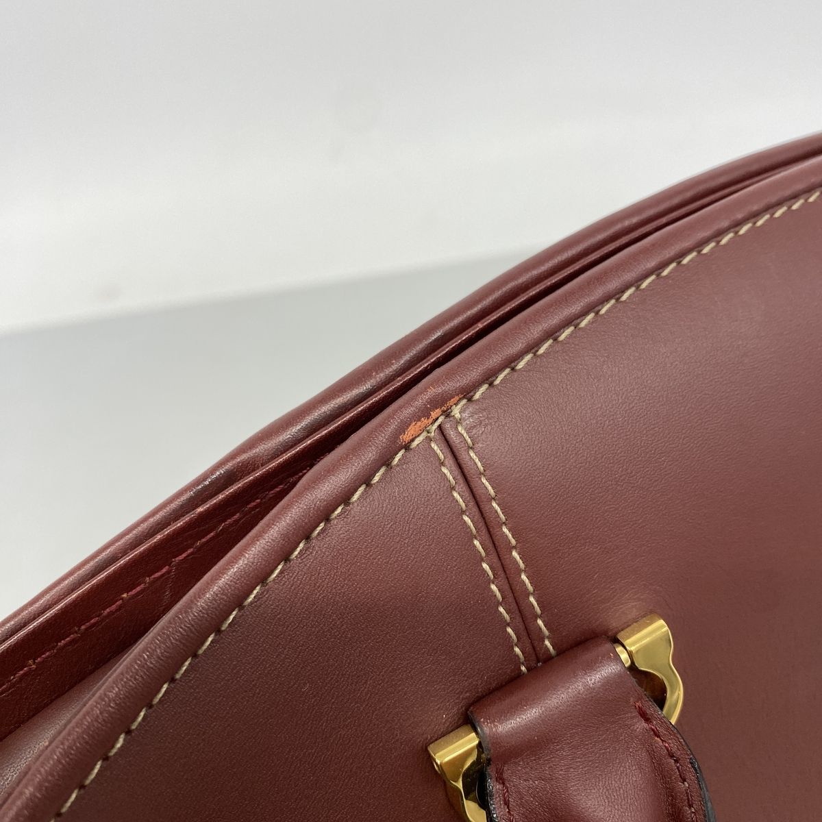 Cartier Handbag Must Leather Bordeaux Gold — view 6