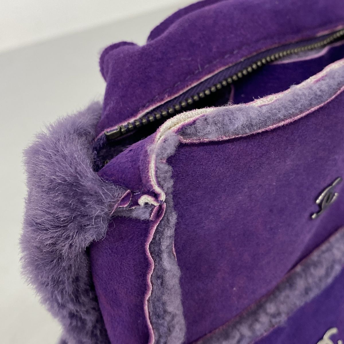 Chanel Shoulder Bag Shearling Purple Silver — view 6