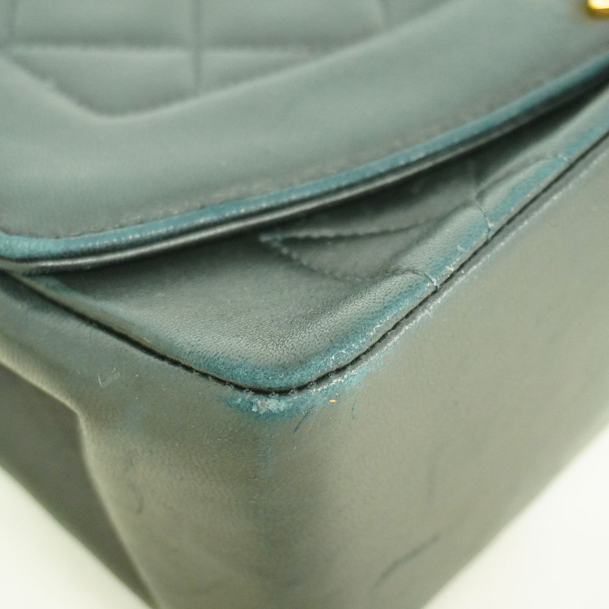 Chanel Shoulder Bag Diana Lambskin Black Gold — view 6