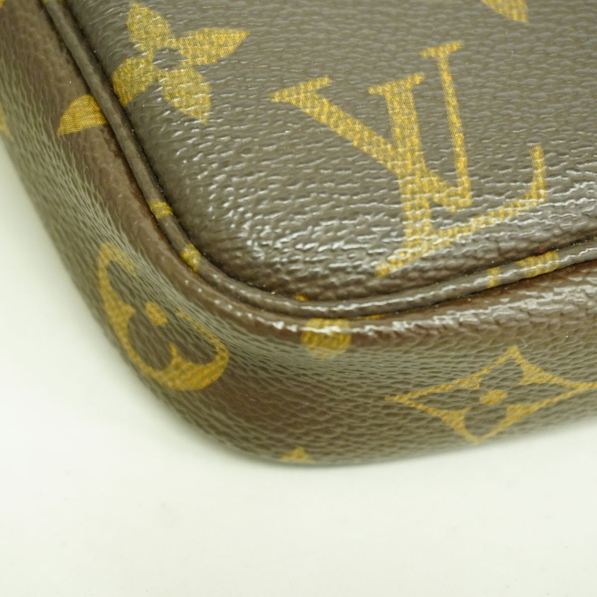 Louis Vuitton Shoulder Bag Monogram Pochette Accessoires Brown — view 6
