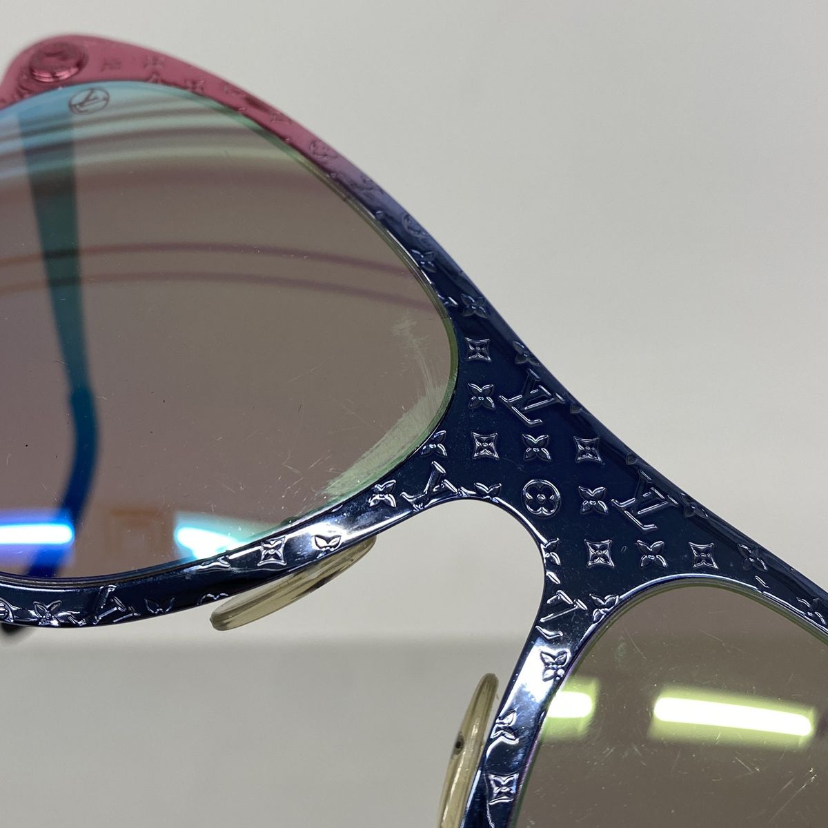 Louis Vuitton Sunglasses Vertigo Pink Blue Silver Eyewear — view 4
