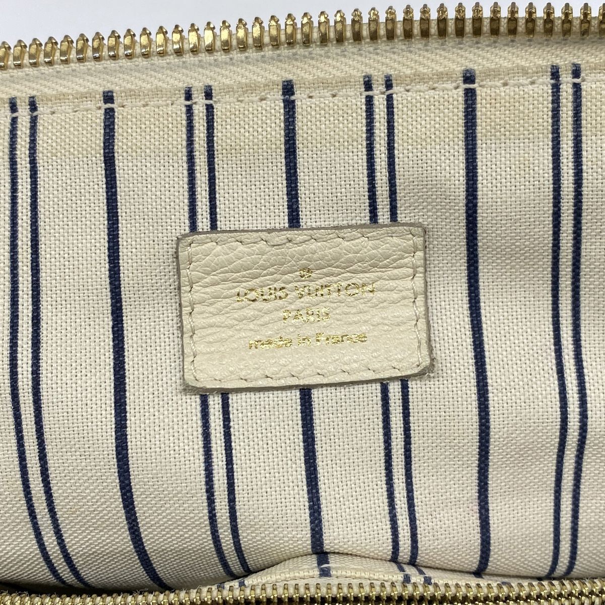 Louis Vuitton Tote Monogram Empreinte le Mini les PM Neige 2-Way — view 5
