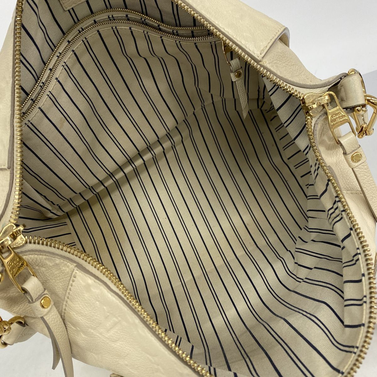 Louis Vuitton Tote Monogram Empreinte le Mini les PM Neige 2-Way — view 4