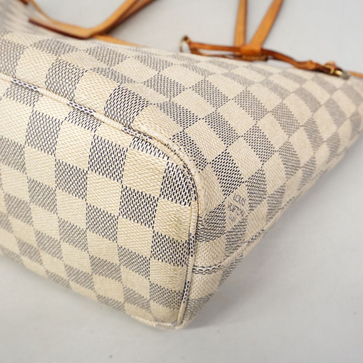 Louis Vuitton Tote Damier Azur Neverfull PM White — view 8