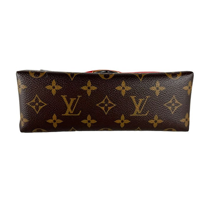 Louis Vuitton Handbag Locky BB — view 4