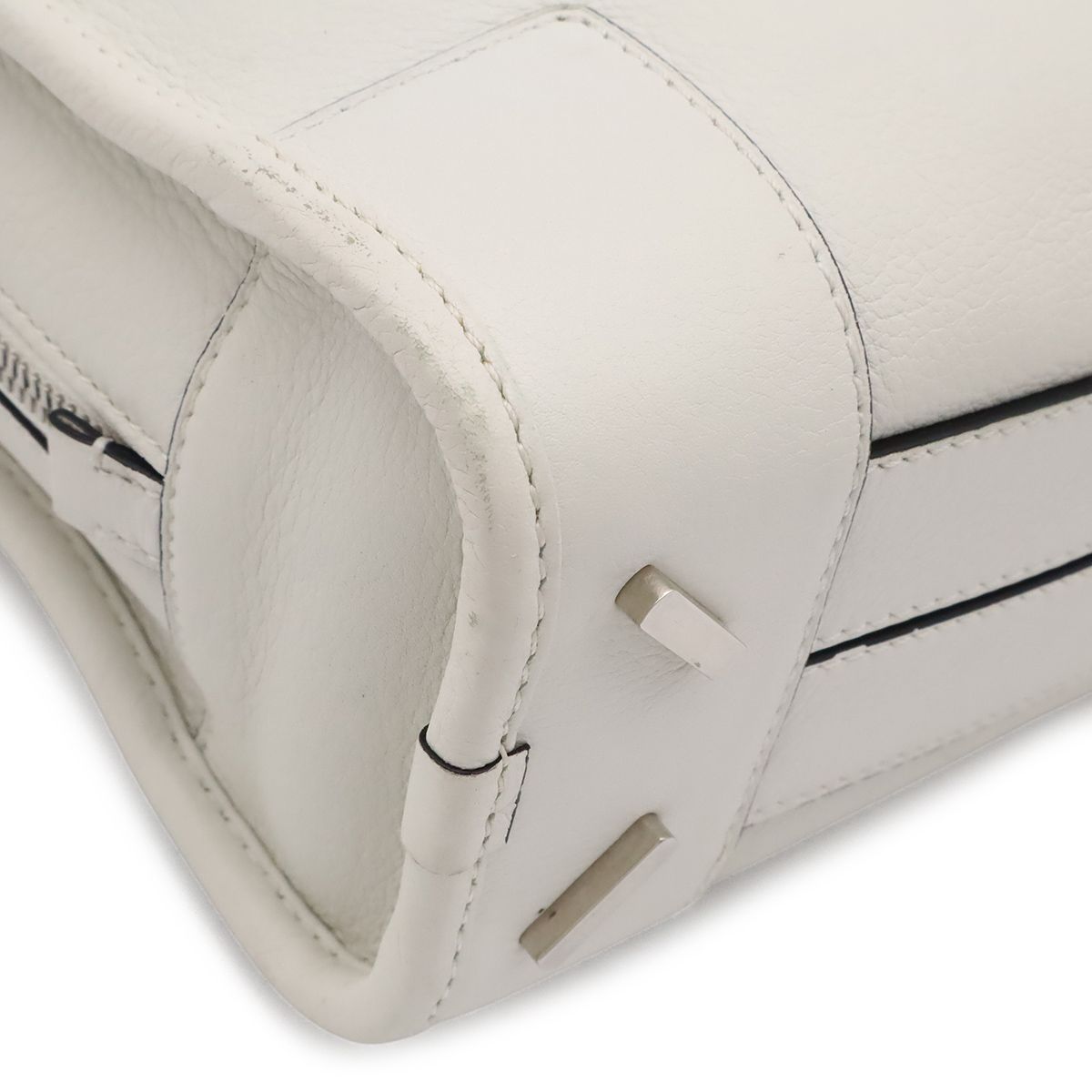 Loewe Amazona 23 Anagram Mini Boston 2-Way Shoulder Bag Crossbody Leather White — view 3