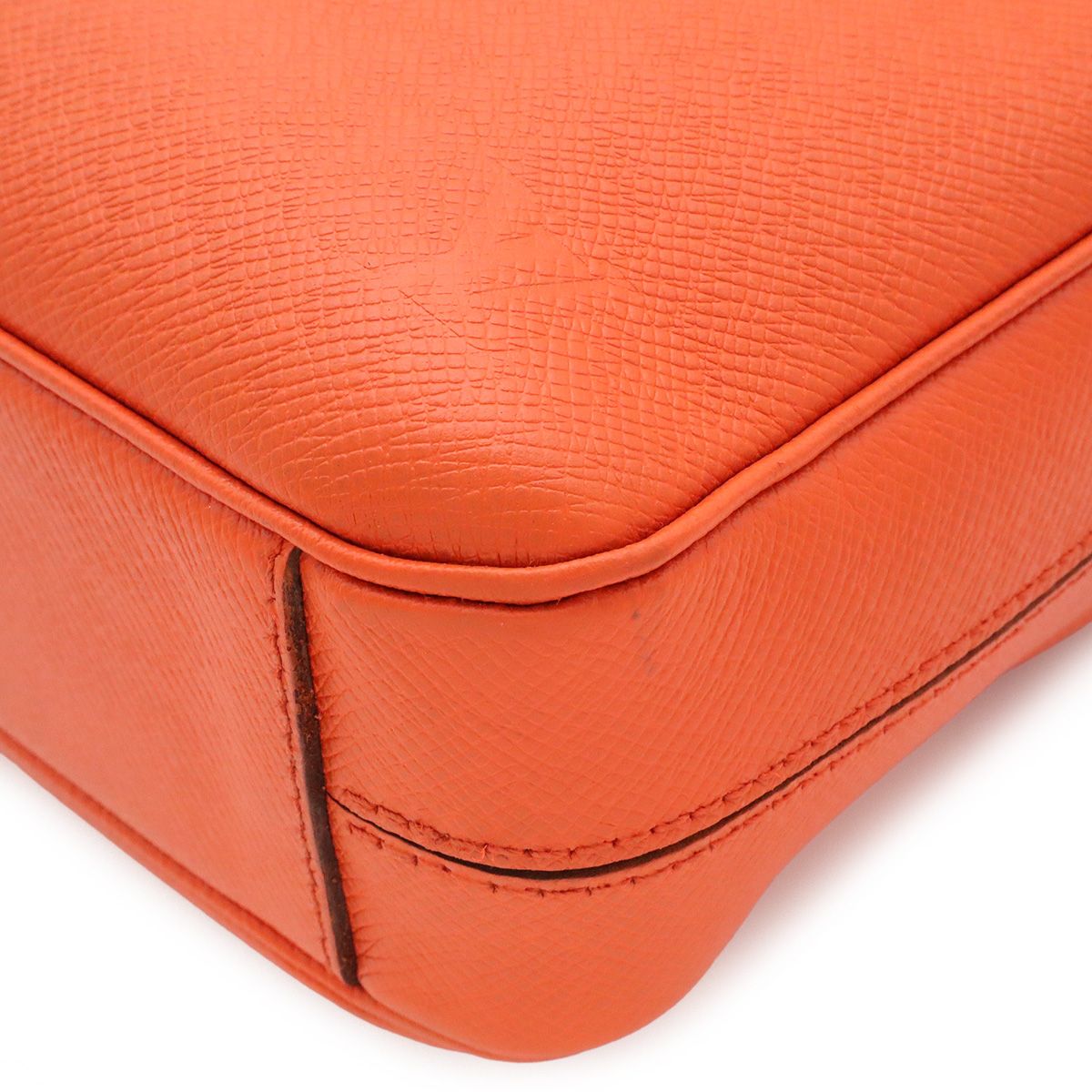 Louis Vuitton Taiga PDV Porte Documents Voyage PM Business Bag Orange — view 3