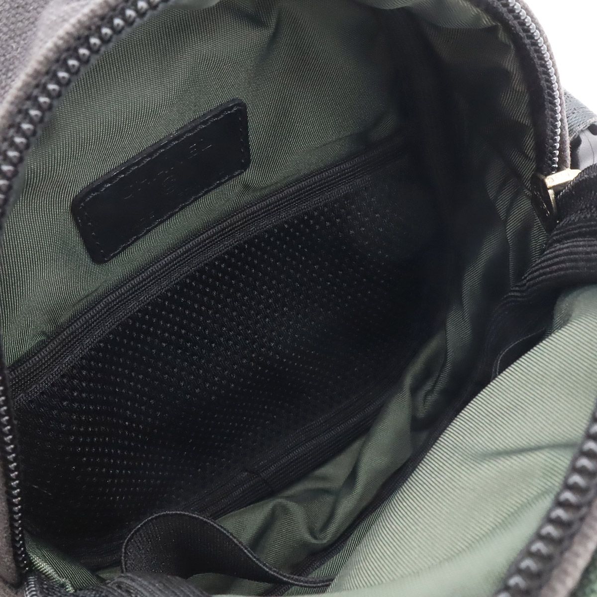 Chanel Sports Line CC Logo Shoulder Bag 2-Way Pouch Nylon Canvas Black Green — view 7