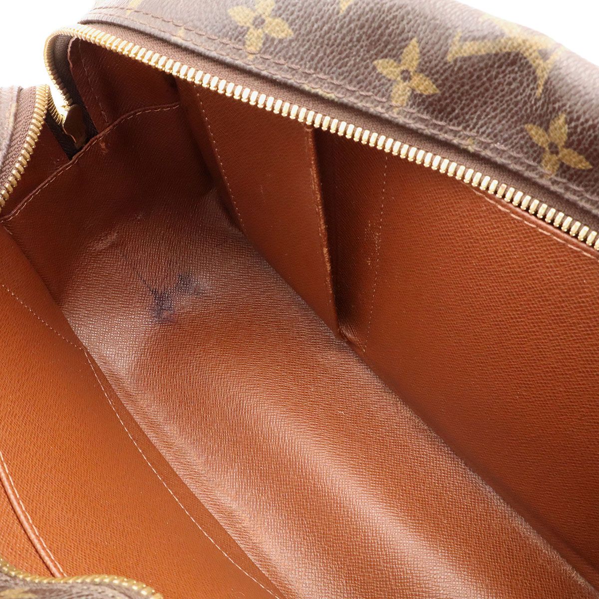 Louis Vuitton Monogram Cite MM Shoulder Bag — view 8