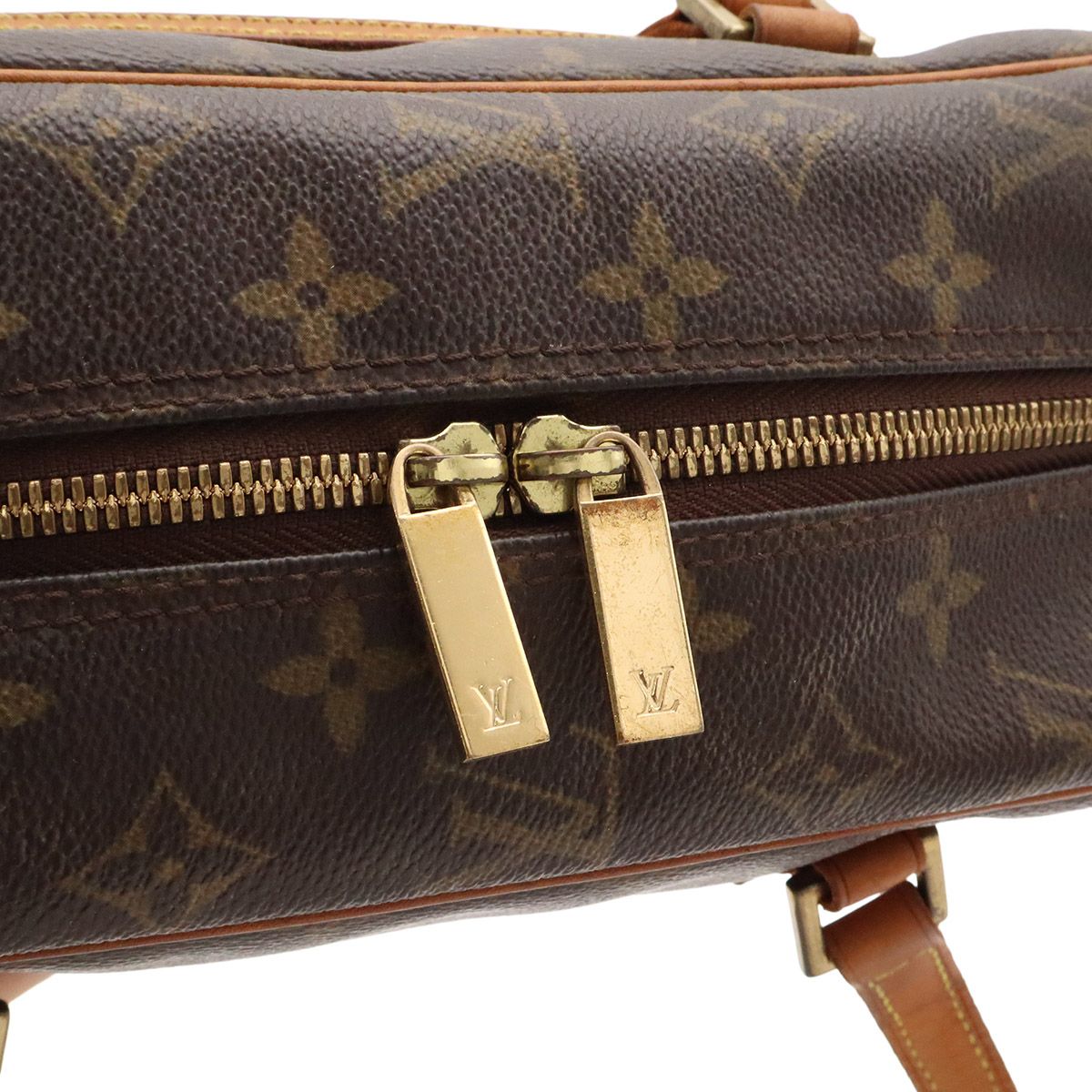 Louis Vuitton Monogram Cite MM Shoulder Bag — view 5