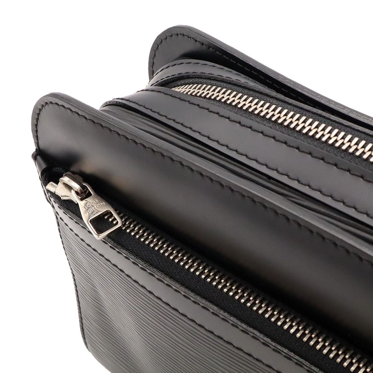 Louis Vuitton Epi Hoche Clutch Leather Noir Black Silver — view 5