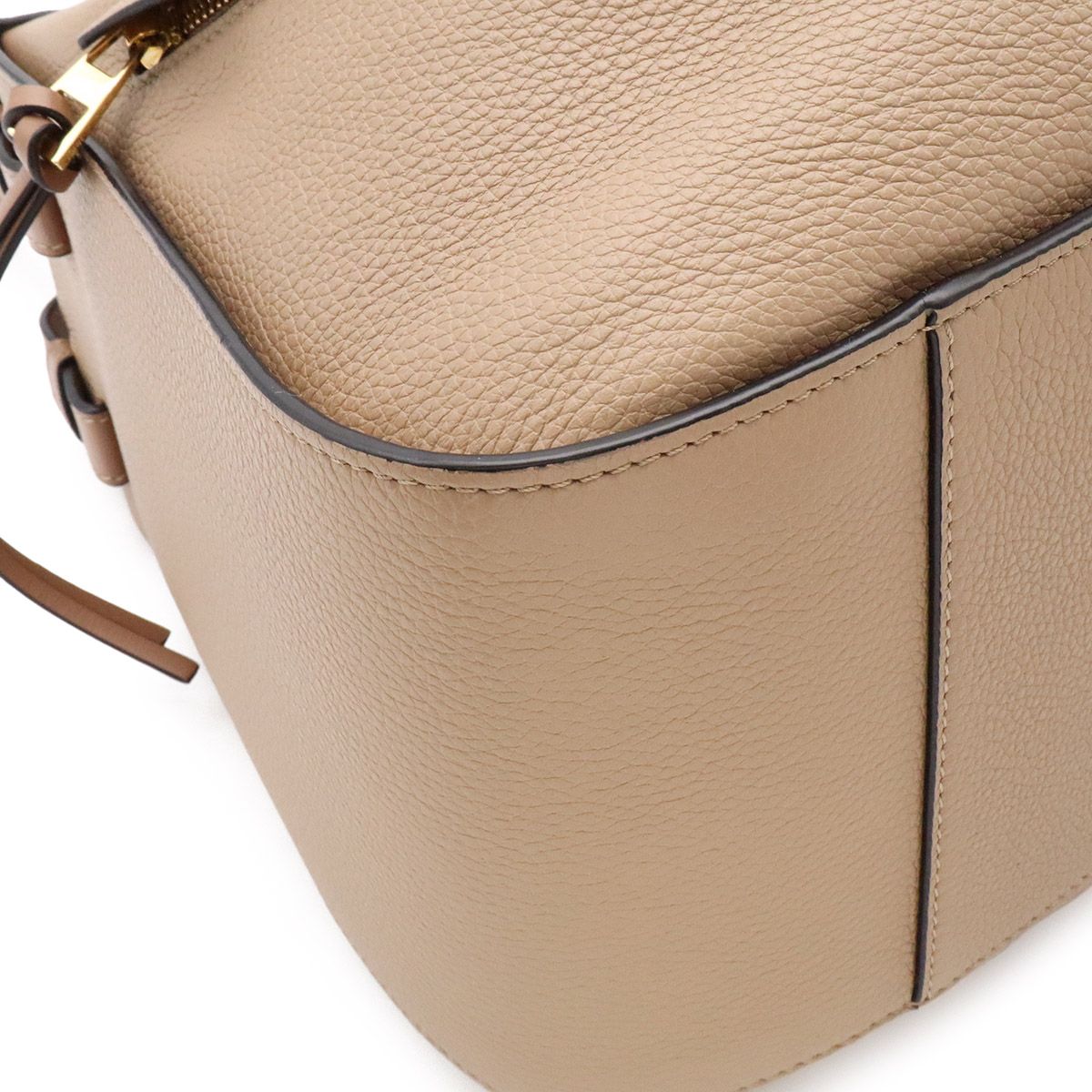 Loewe Hammock Small 2-Way Shoulder Bag Crossbody Leather Greige Gold — view 3