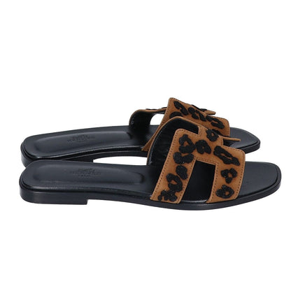 Hermes Leopard Blanc Fume Oran Leather Sandals — view 4