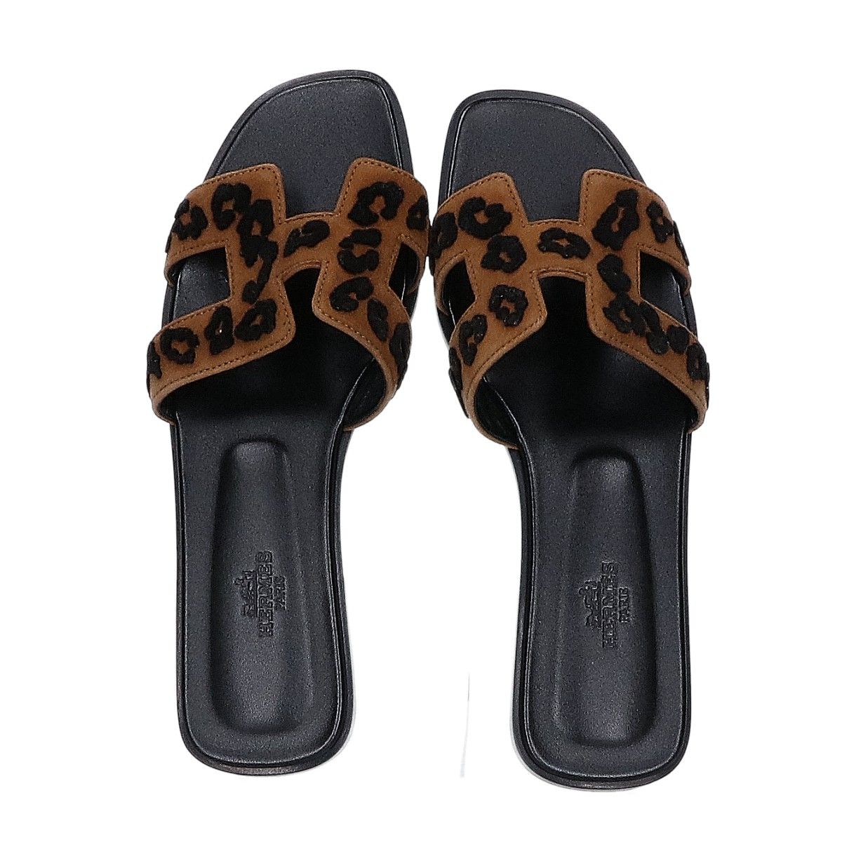 Hermes Leopard Blanc Fume Oran Leather Sandals — view 5