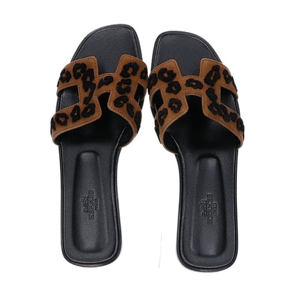 Hermes Leopard Blanc Fume Oran Leather Sandals — view 5