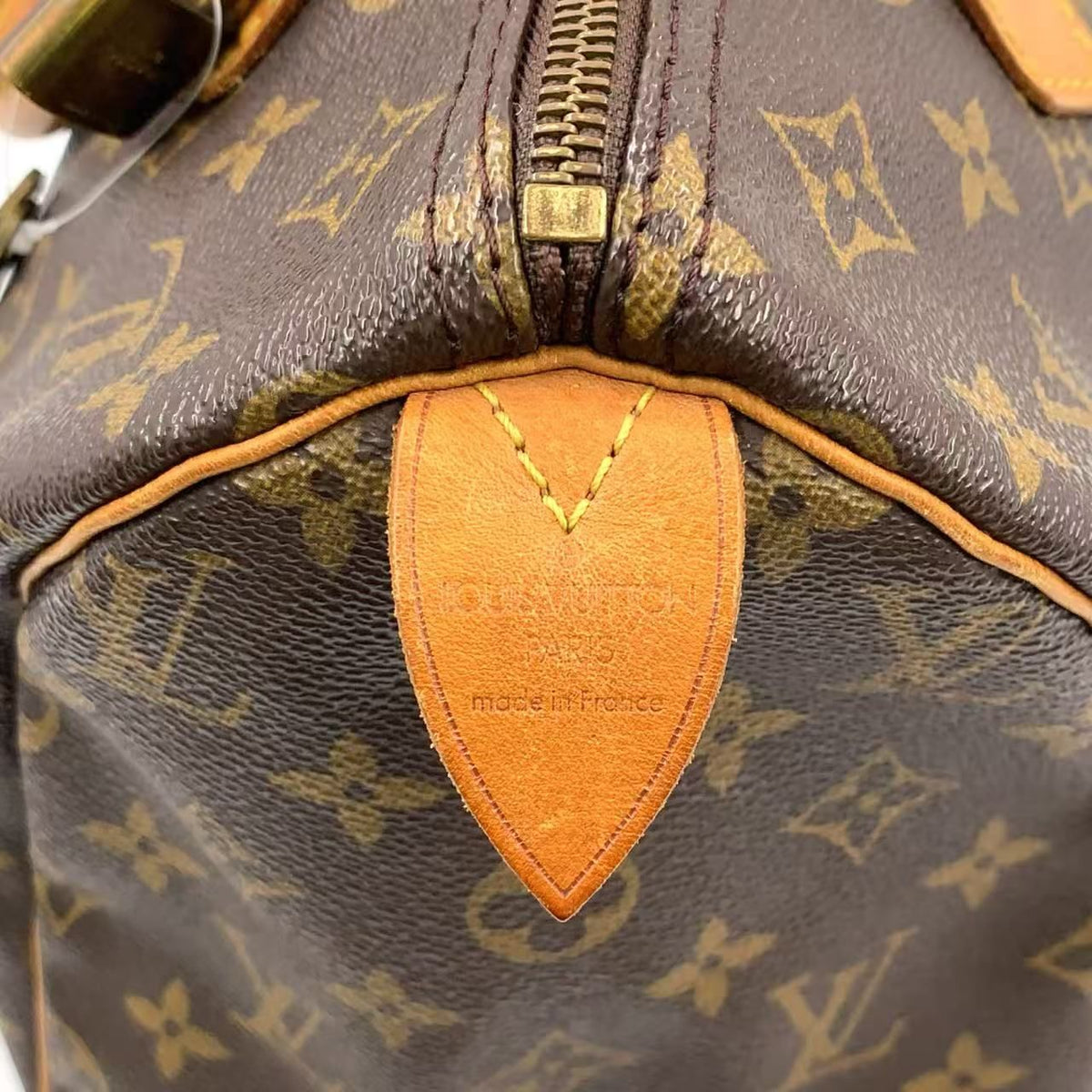 Louis Vuitton Speedy 30 Monogram Leather Brown Handbag Gold — view 4