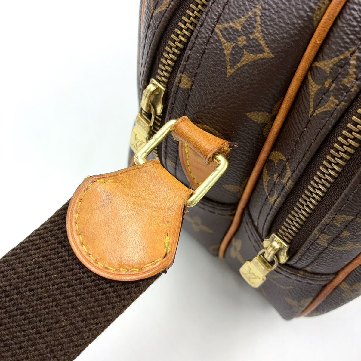 Louis Vuitton Reporter PM Monogram Brown Shoulder Bag Gold — view 8