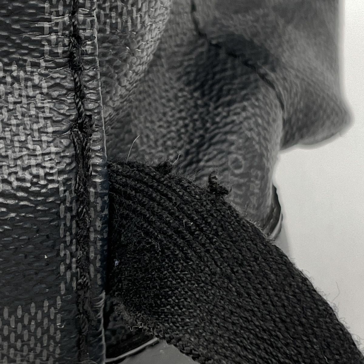 Louis Vuitton Christopher MM Backpack Damier Graphite Noir — view 7