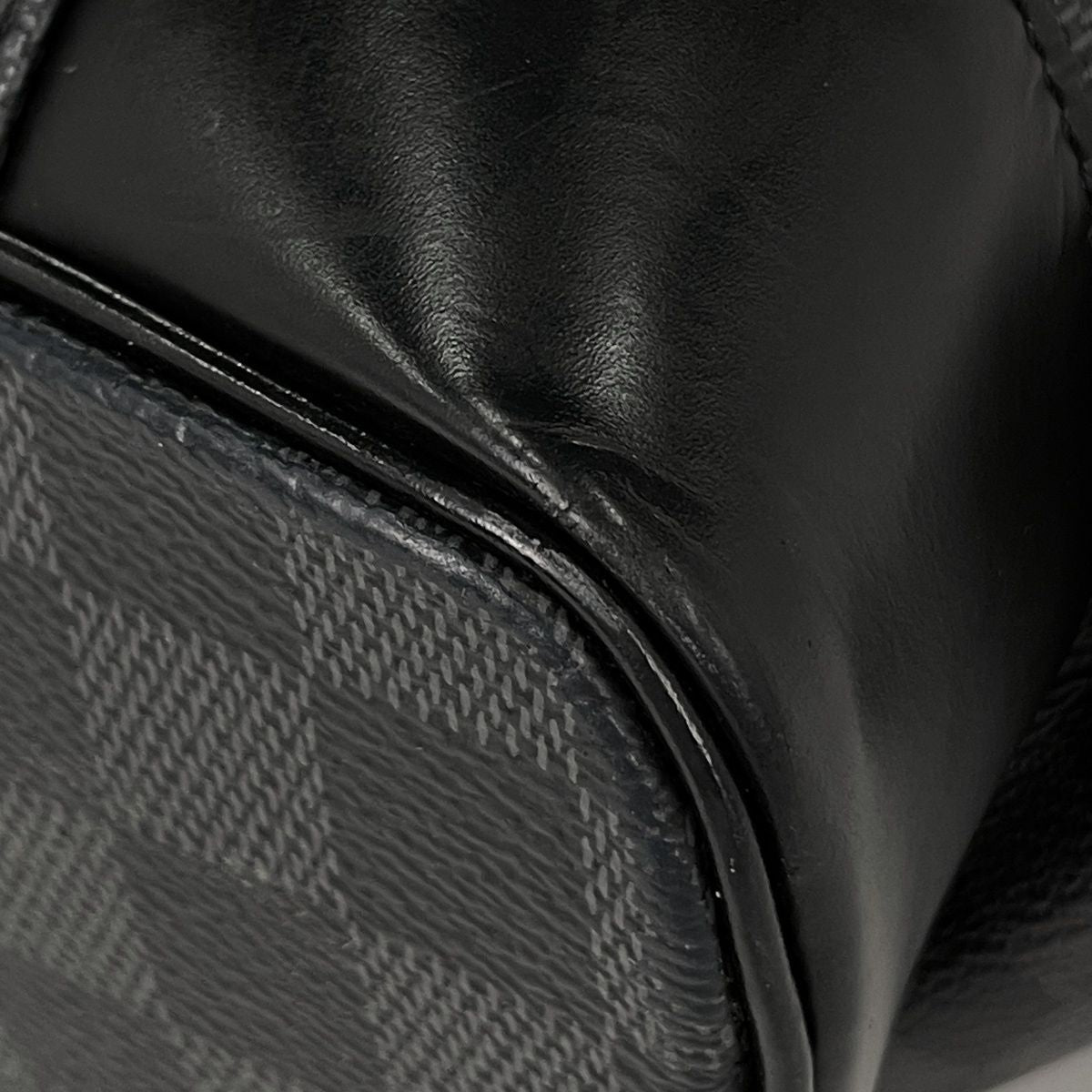 Louis Vuitton Christopher MM Backpack Damier Graphite Noir — view 4