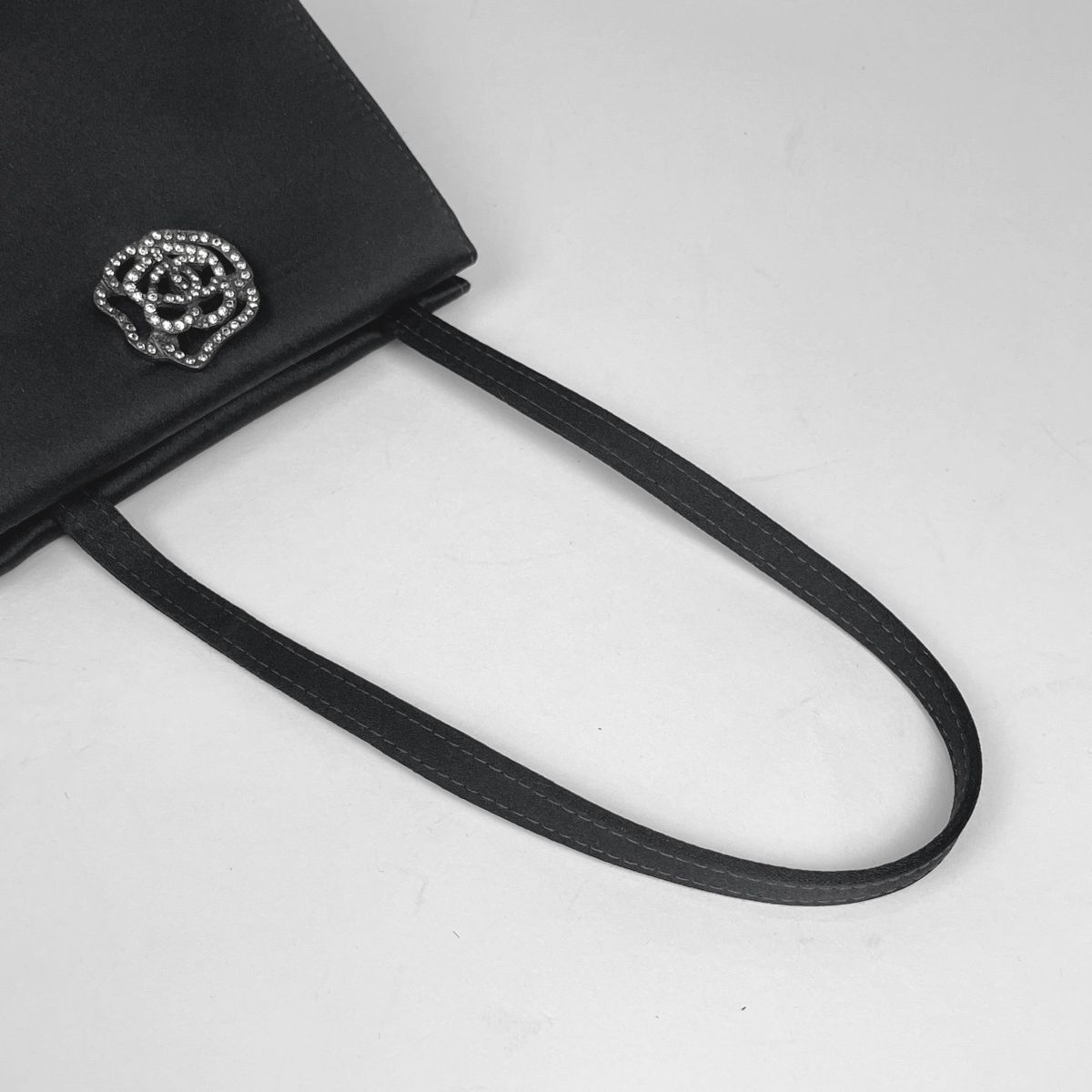 Chanel Handbag CC Logo Camellia Mini Satin Black — view 4