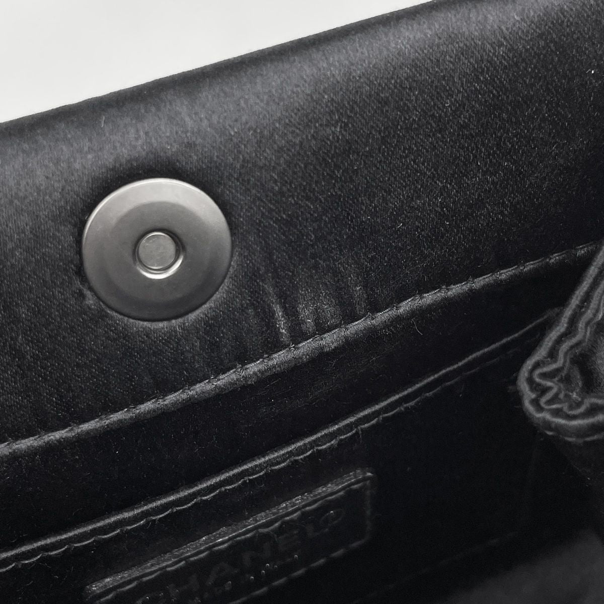 Chanel Handbag CC Logo Camellia Mini Satin Black — view 5