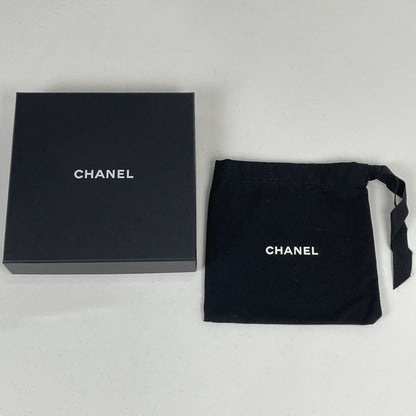 Chanel Belt CC Logo Stamp Leather Black — view 6