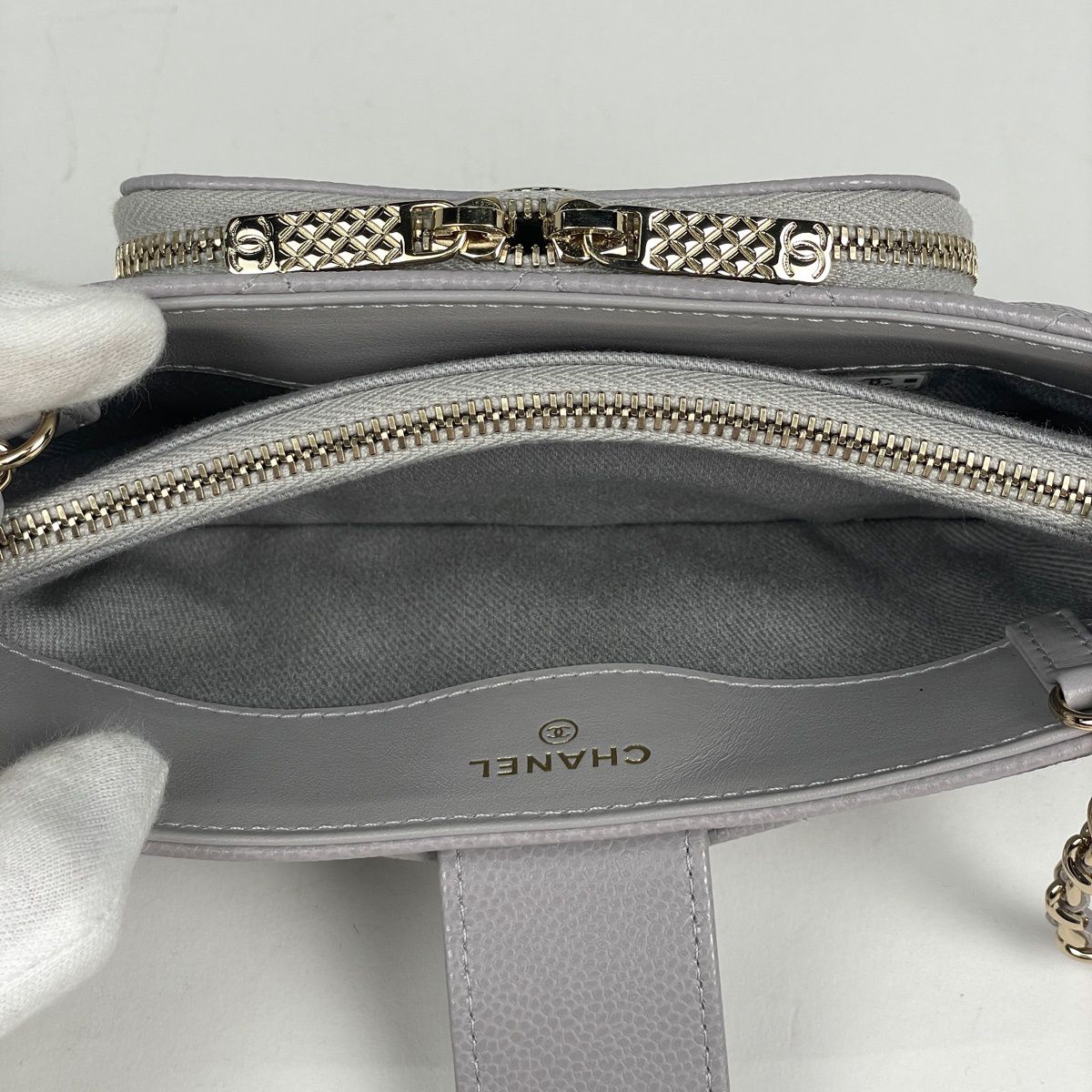 Chanel Shoulder Bag CC Logo Quilted Phone Case Caviar Leather Gray — view 8