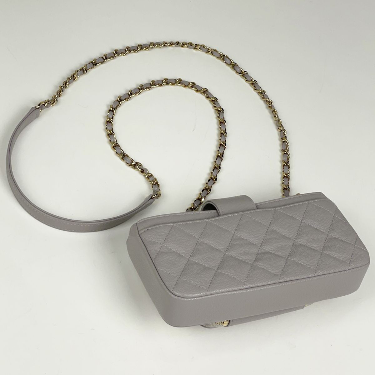 Chanel Shoulder Bag CC Logo Quilted Phone Case Caviar Leather Gray — view 2