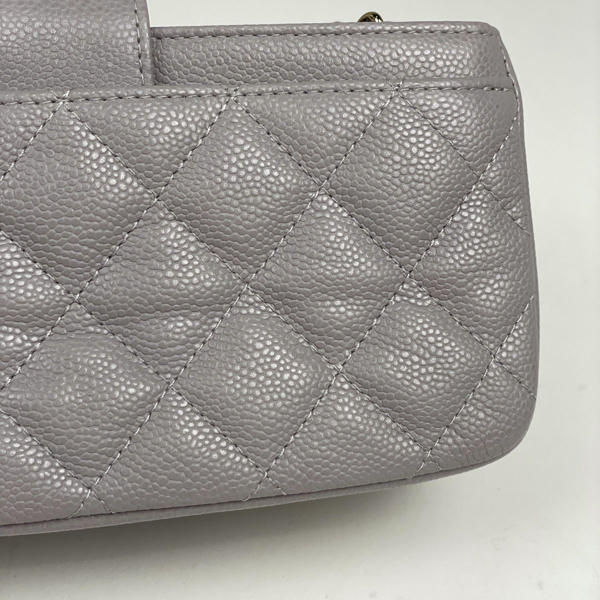 Chanel Shoulder Bag CC Logo Quilted Phone Case Caviar Leather Gray — view 4