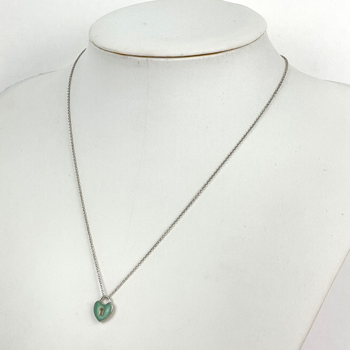 Tiffany & Co Heart Lock Necklace 925 Sterling Silver Green — view 4